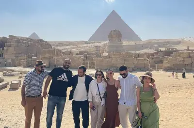 Gizeh Pyramiden mit Ägyptischem Museum und Mittagessen auf dem Nil