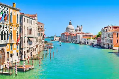 Venise : Basilique Saint-Marc et palais des Doges depuis Trieste
