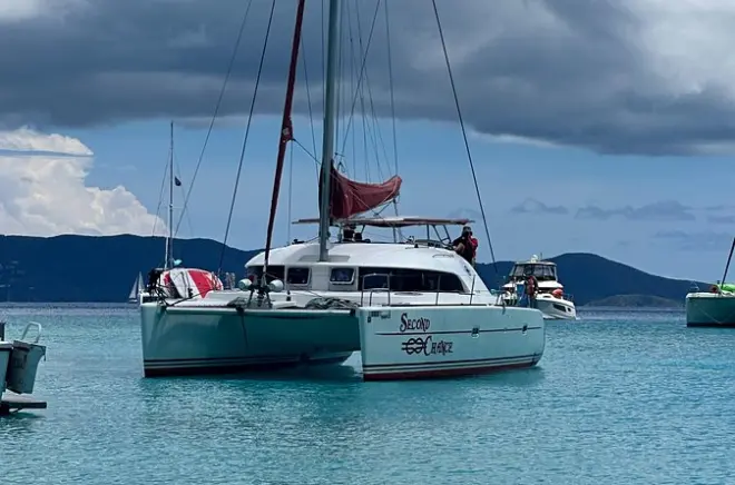 Snorkel em St Thomas: Catamarã privado com 2-3 paradas em recifes