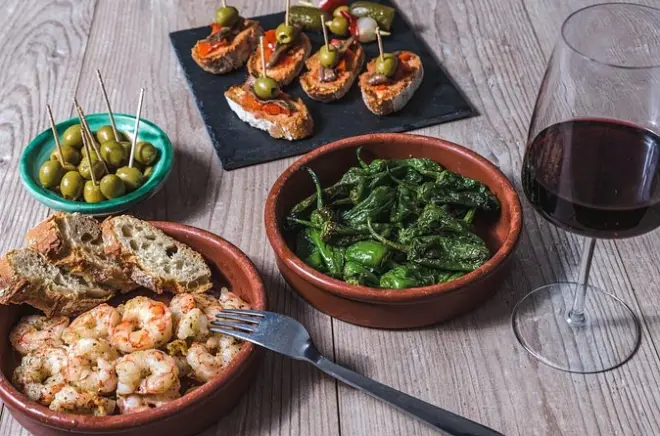 Degustação de vinhos portugueses e tapas em Faro: 4 restaurantes