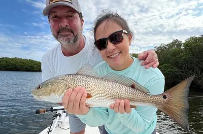 Pêche privée en baie de Tampa : Action en eaux peu profondes
