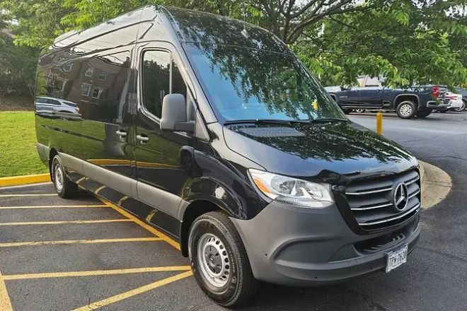 Flughafentransfer DCA oder Dulles: Privater Einwegservice Virginia