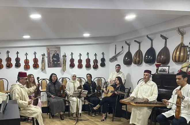 Arabo-andalusische Musik in Tanger lernen: Wähle dein Instrument