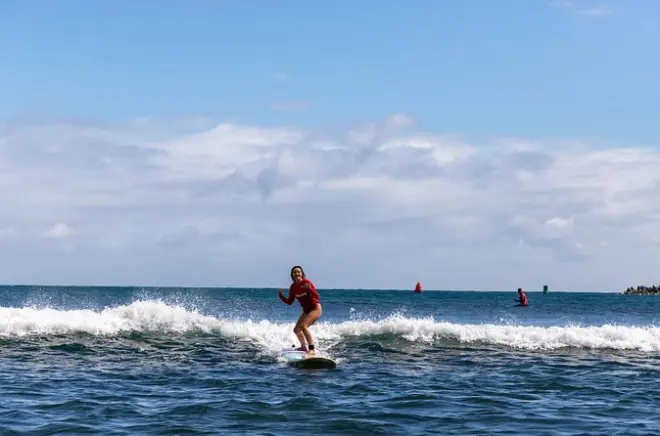 Group Surf Lesson at Kalapaki Beach, Kauai: Teaching since 1983