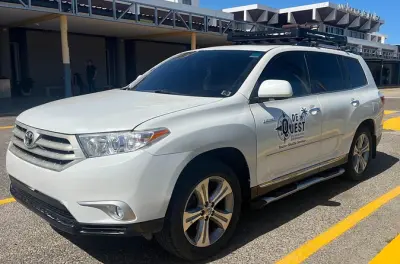 Shuttle vom Flughafen Belize nach San Ignacio: Privater Transfer