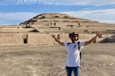 Kleine Gruppen-Tour zu den Cahuachi Pyramiden ab Nazca