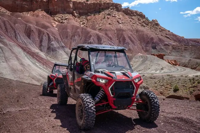 Condução de UTV perto de Torrey: Velvet Ridge e Great Western Trail