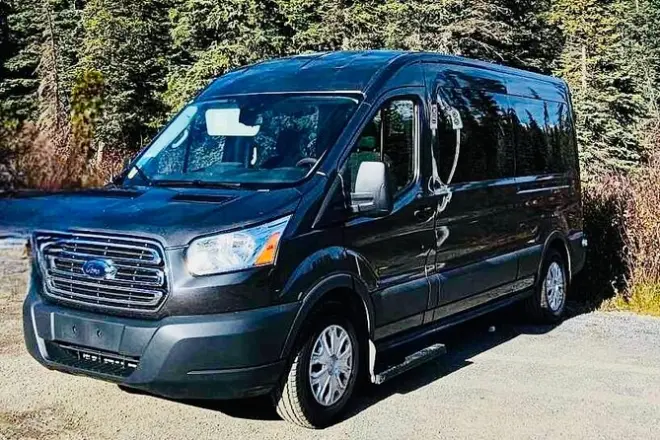 Privater Transfer von Lake Louise nach Calgary – bequeme Fahrt