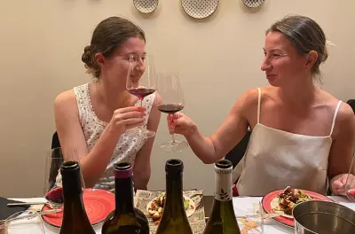 Private Wine Tasting & Tapas in Valencia with Sommelier