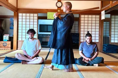 Excursion privée à Shizuoka : Zen, matcha et calligraphie