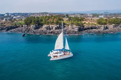Jeju Privat-Tour mit Yachtfahrt und Angeln