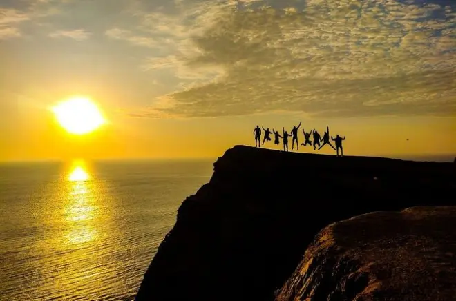 Sonnenuntergangswanderung Paracas Reserve: Klippen und Goldener Berg