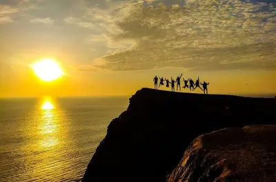 Sonnenuntergangswanderung Paracas Reserve: Klippen und Goldener Berg