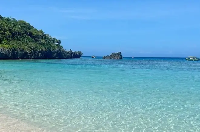 West Bay Beach Tagespass & privater Transfer ab Roatán