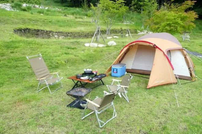 A Nikko con guida: Monta la tenda ed esplora a piedi