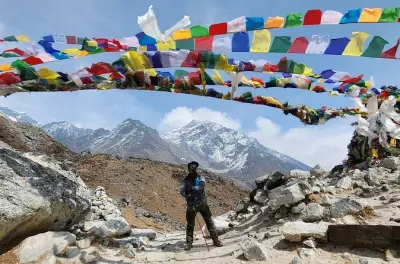 10-Day Everest Base Camp Trek from Lukla: Sunrise at Kala Patthar
