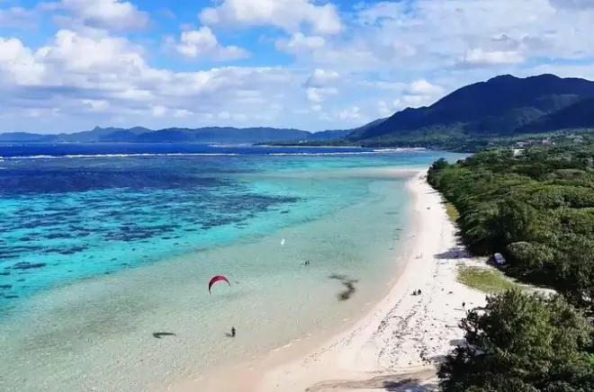 Lezioni di kitesurf a Ishigaki con pranzo incluso
