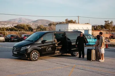 Privater Transfer vom Flughafen oder Hafen Naxos zum Hotel