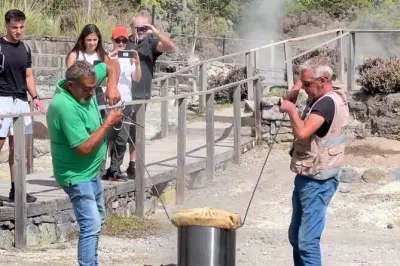 Tour privato a Furnas: Piscine termali e paesaggi vulcanici
