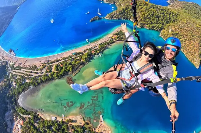 Parasailing in Fethiye: Tandem flight with certified pilots