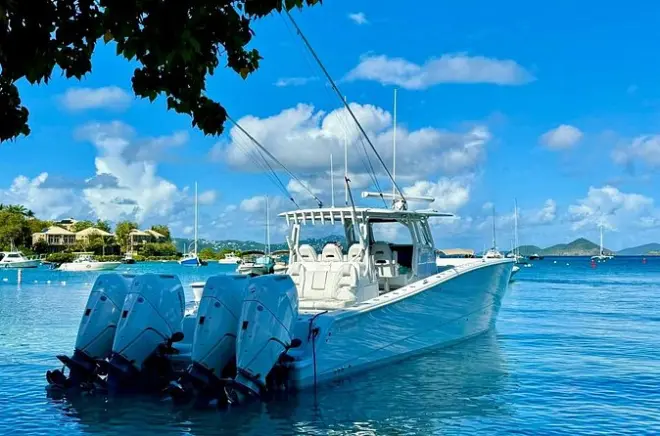 Excursion à Anegada depuis St. John : Catamaran à moteur de 13 m