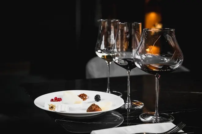 Degustazione di vini a Positano: Etichette locali con sommelier
