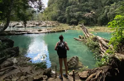 Semuc Champey y cuevas Kanba desde Lanquin: Nadar y explorar cuevas