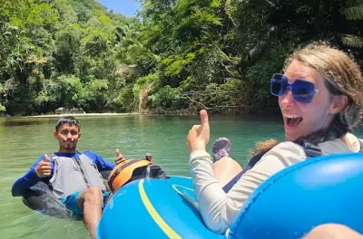 Descente en tube et ruines mayas d’Altun Ha depuis Belize City