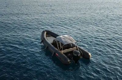 Tour privé en RibBoat à Ios : Plages des Cyclades avec snorkeling