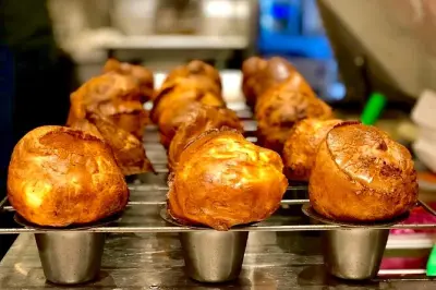 Boston Harvard & Cambridge Walking Food Tour: College Town Eats