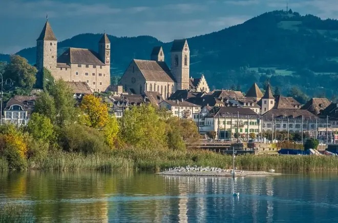 Zürich mit Bootsfahrt, Rapperswil & Klosterbesuch