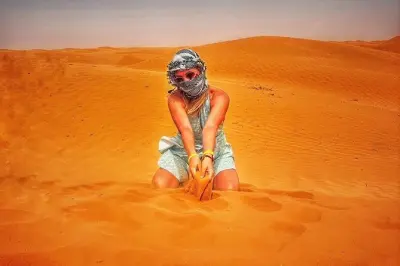 Wüstentour ab Djerba: Ksar Ghilane Oase und heiße Quellen