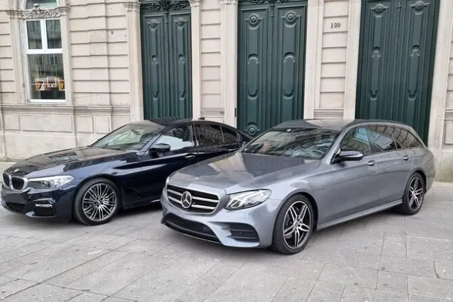 Private Transfer: Braga to Porto Airport with WiFi