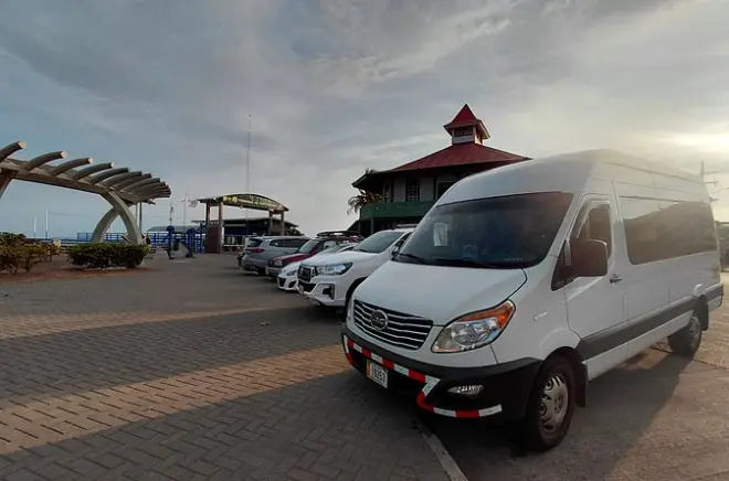 Puntarenas to SJO Airport Transfer: Private Van with WiFi