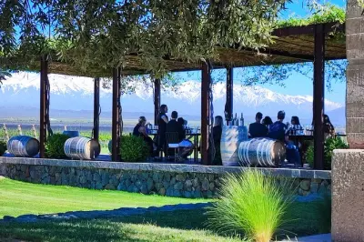 Tour Malbec a Luján de Cuyo: Tre cantine con pranzo