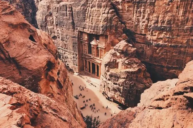Amanecer en Petra desde el mirador Al-Khubtha: Evita las multitudes