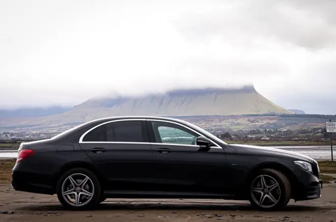 Transfert privé Sligo aéroport de Dublin : Mercedes avec chauffeur