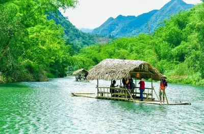 Rafting en bambou à Pu Luong : Villages, tissage de soie et cascade