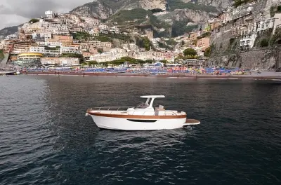 Snorkeling in Capri: Semi-Private Boat with Blue Grotto Access