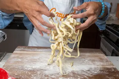 Aula de culinária e vinho em San Gimignano com menu de 4 pratos