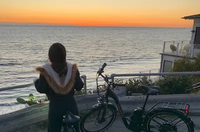 Laguna Beach à vélo électrique : Ruelles secrètes et vues côtières