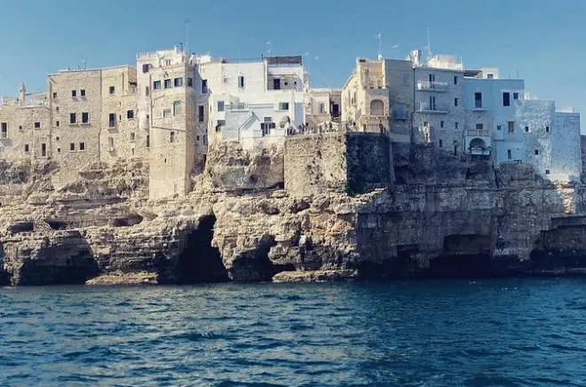 Gozzo Boat Tour Polignano a Mare: Sail, Swim & Taste Local
