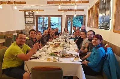 Degustazione vini a Rugova con esperienza privata in chalet montano