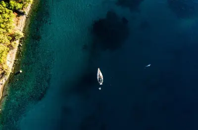 Schnorcheln in Nafplio: Private Segeltour mit Mahlzeiten
