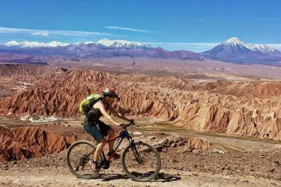 Vélo dans le désert d'Atacama jusqu'à la vallée de la Lune : 32 km