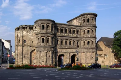 Discover trier on a private walking tour. visit porta nigra, st. peter's cathedral, and the basilica of constantine with a local guide. book your spot now.