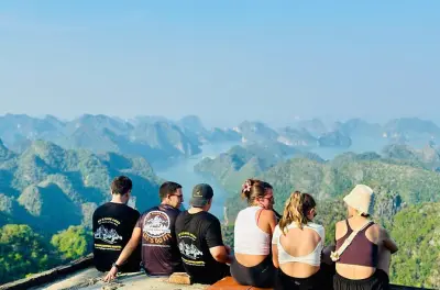 Parque Nacional Cat Ba trekking: Caminhada, bicicleta e caiaque