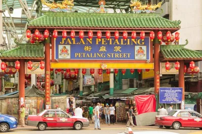 Feel the pulse of kuala lumpur’s spiritual side on a private half-day tour—batu caves, thean hou temple, and chinatown food stalls. includes hotel pickup.
