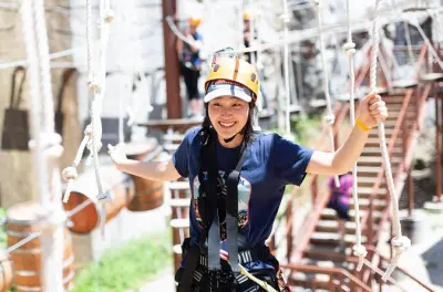 Ziplining in Rocklin: Sechs Aktivitäten im Quarry Park