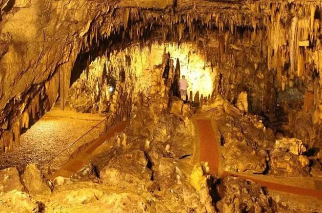 Grottes de Drogarati et Melissani avec arrêt à la plage de Myrtos